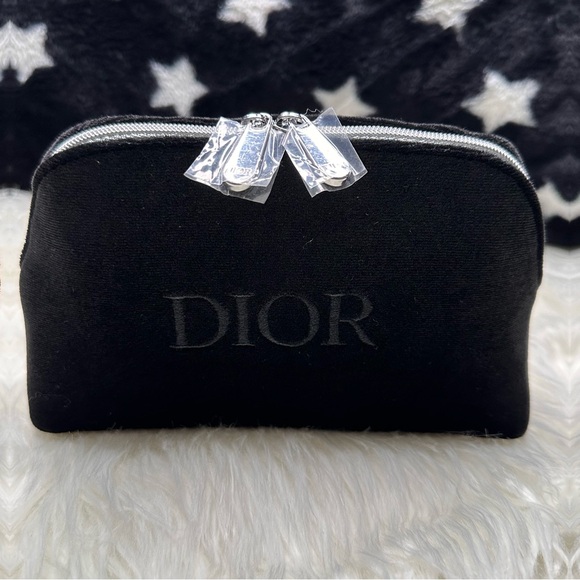 Dior Beauty Pouch in Black Velvet Material - Picture 2 of 11